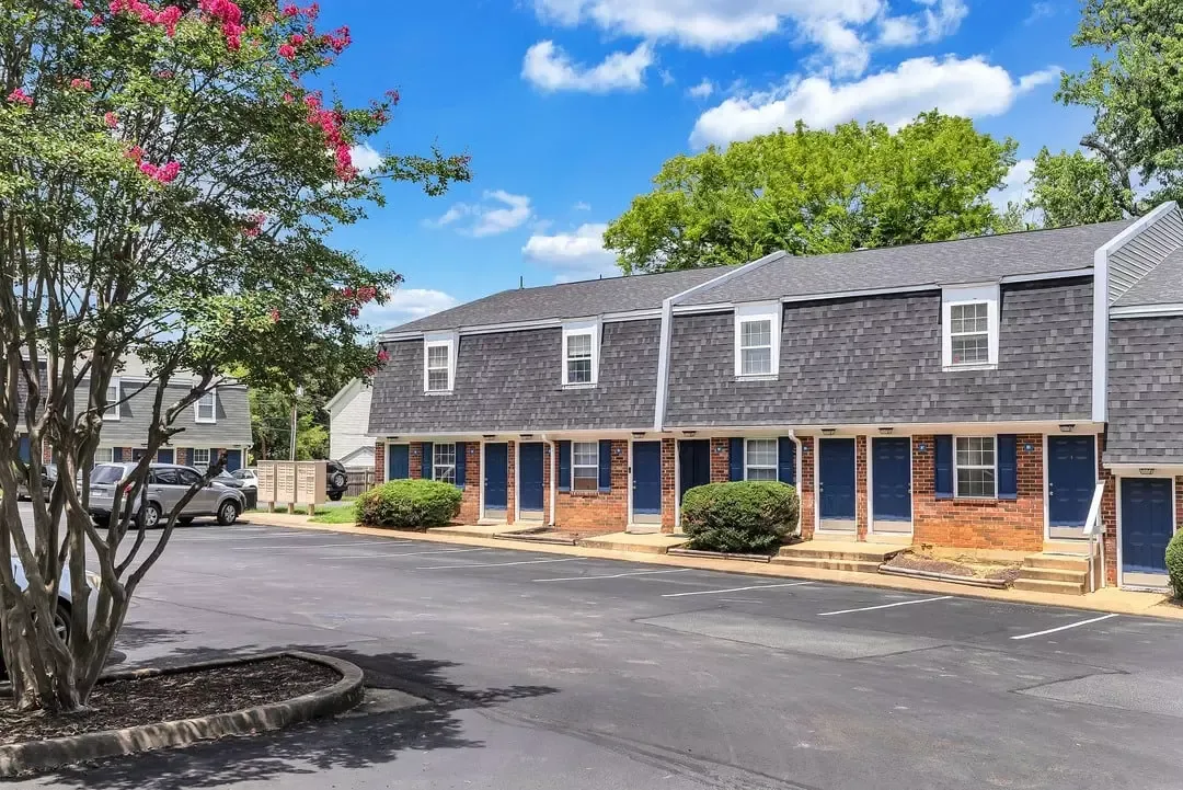 Forest Hill Apartments