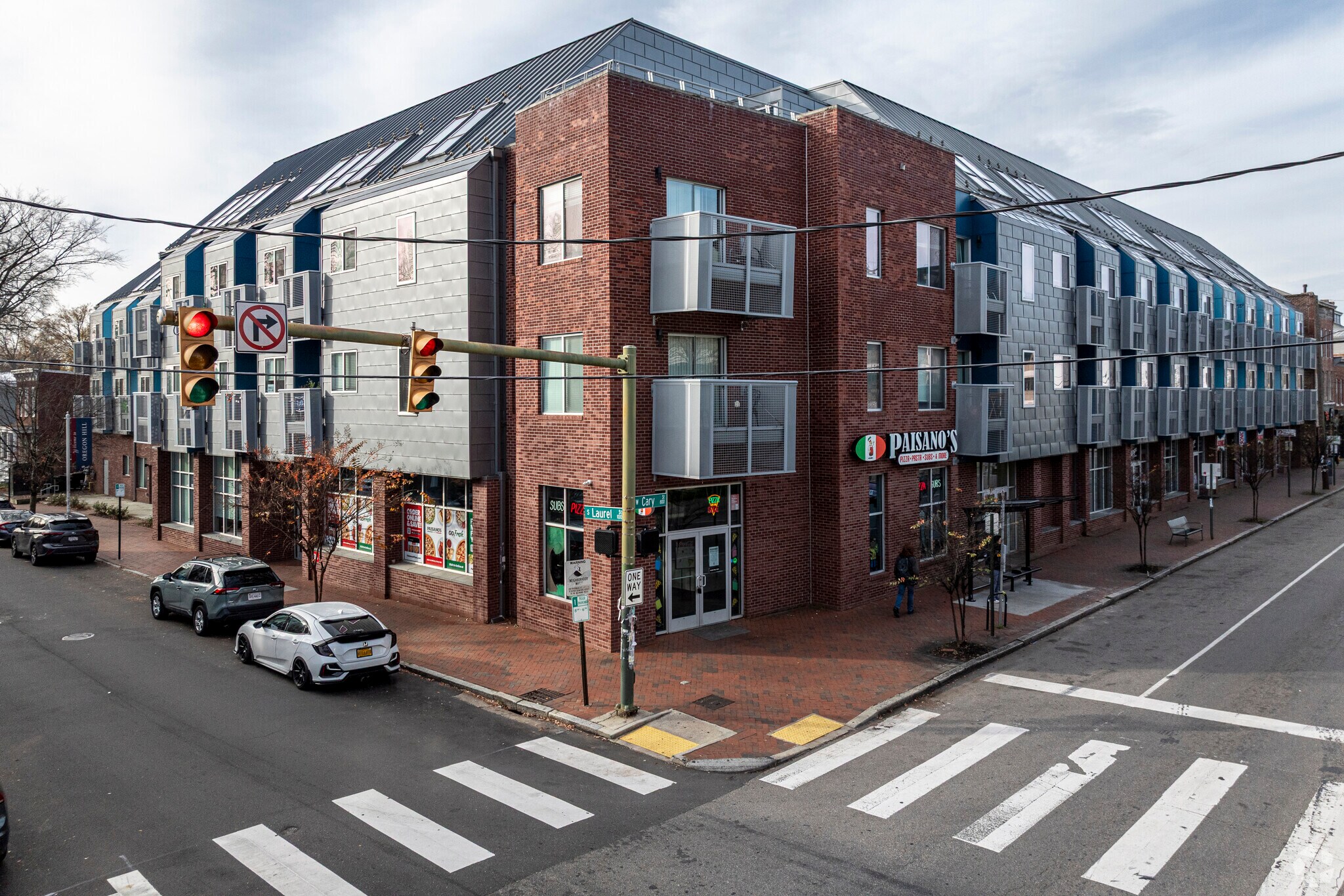 The 805 W Lofts