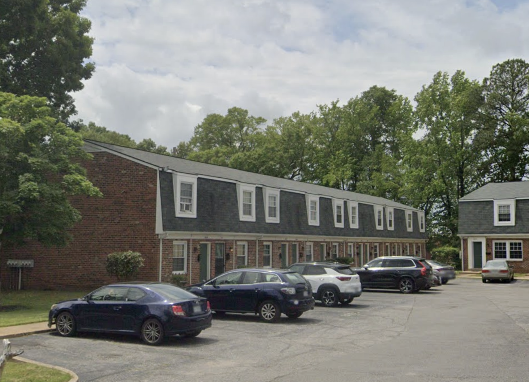 Wayside Townhouse Apartments