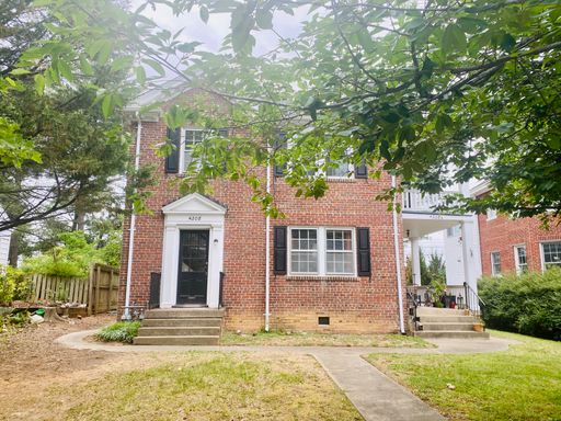 4208 Fitzhugh Avenue, Upper Flat, Richmond, VA 23230