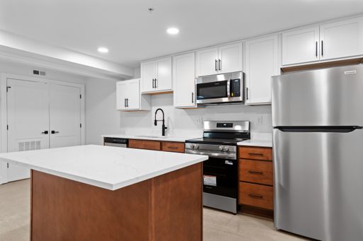 2033 W. Broad St. Apt. B02, Richmond, VA 23220