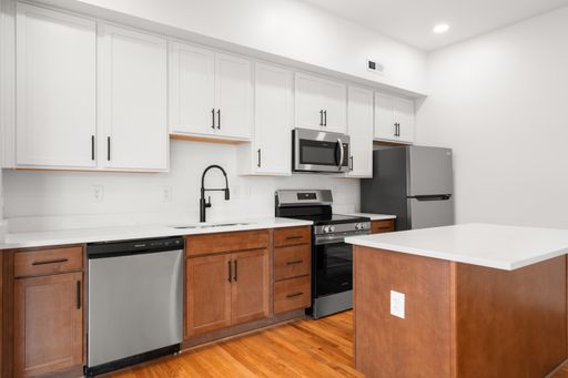 2033 W. Broad St. Apt. 202, Richmond, VA 23220