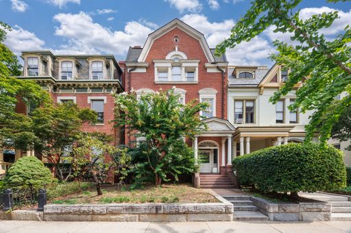 Rental listed by Brick Road Rentals