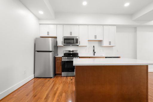 2033 W. Broad St. Apt. 201, Richmond, VA 23220