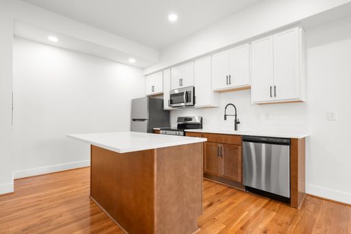 2033 W. Broad St. Apt. 201, Richmond, VA 23220