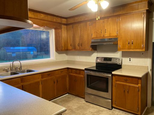 3940 Senior Lane, Sandston, VA 23150