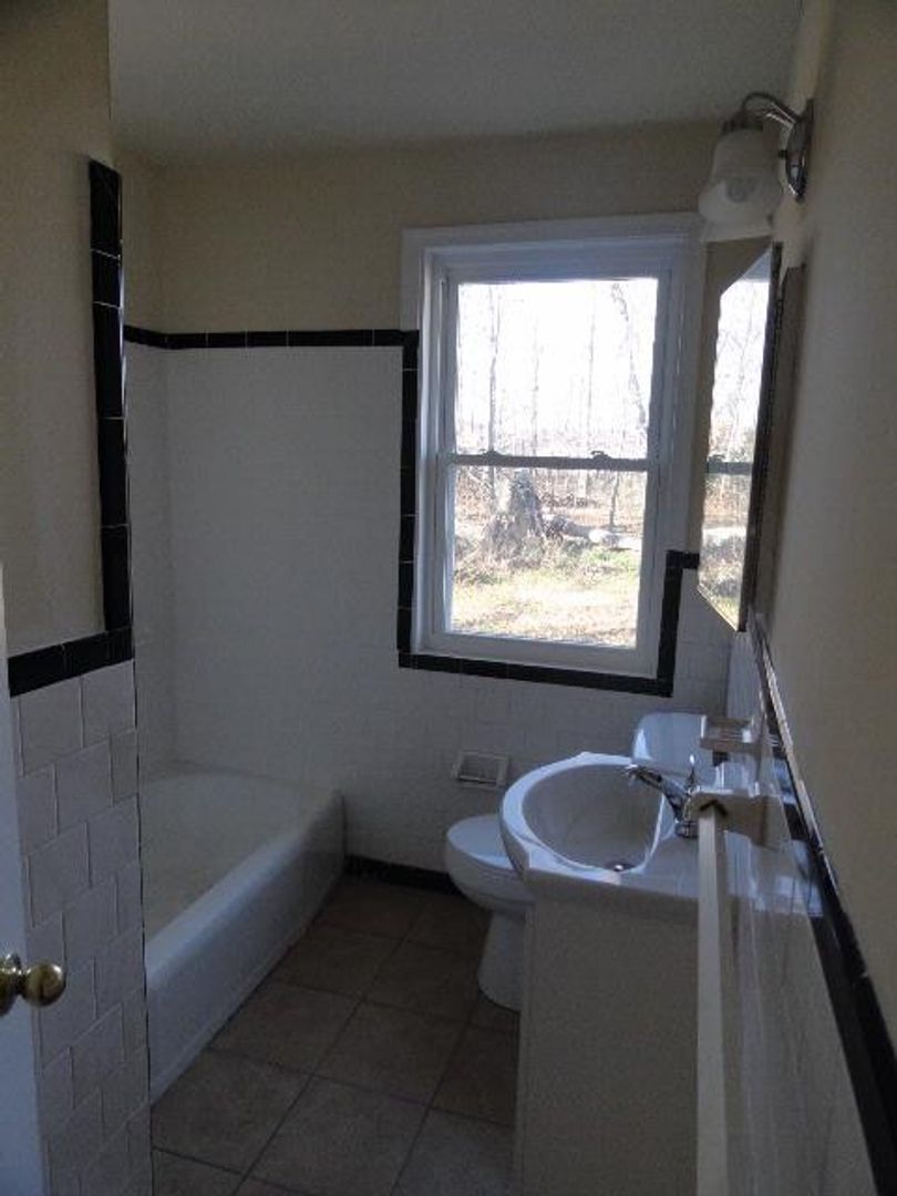7826 Senate St. , N. Chesterfield, VA 23237