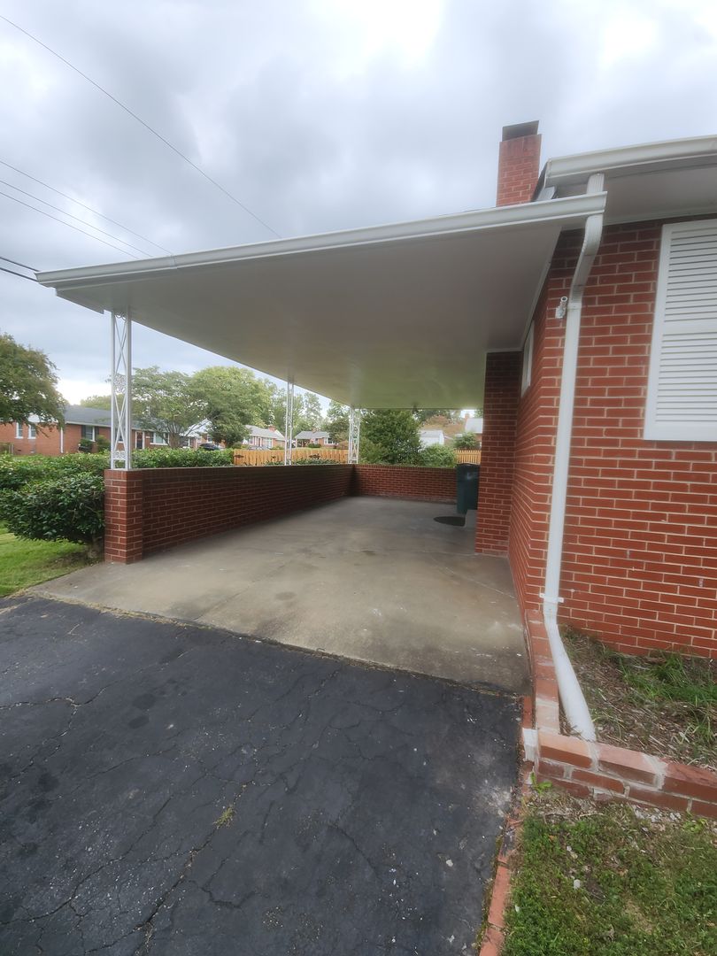 9322 Lawndell Rd, Henrico, VA 23229