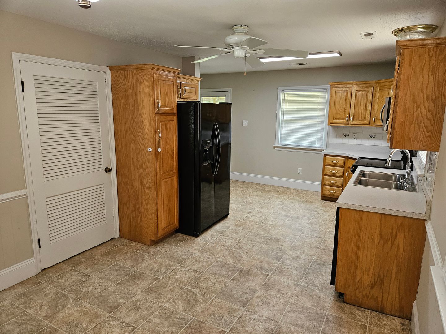 2477 Meadow Road, Sandston, VA 23150