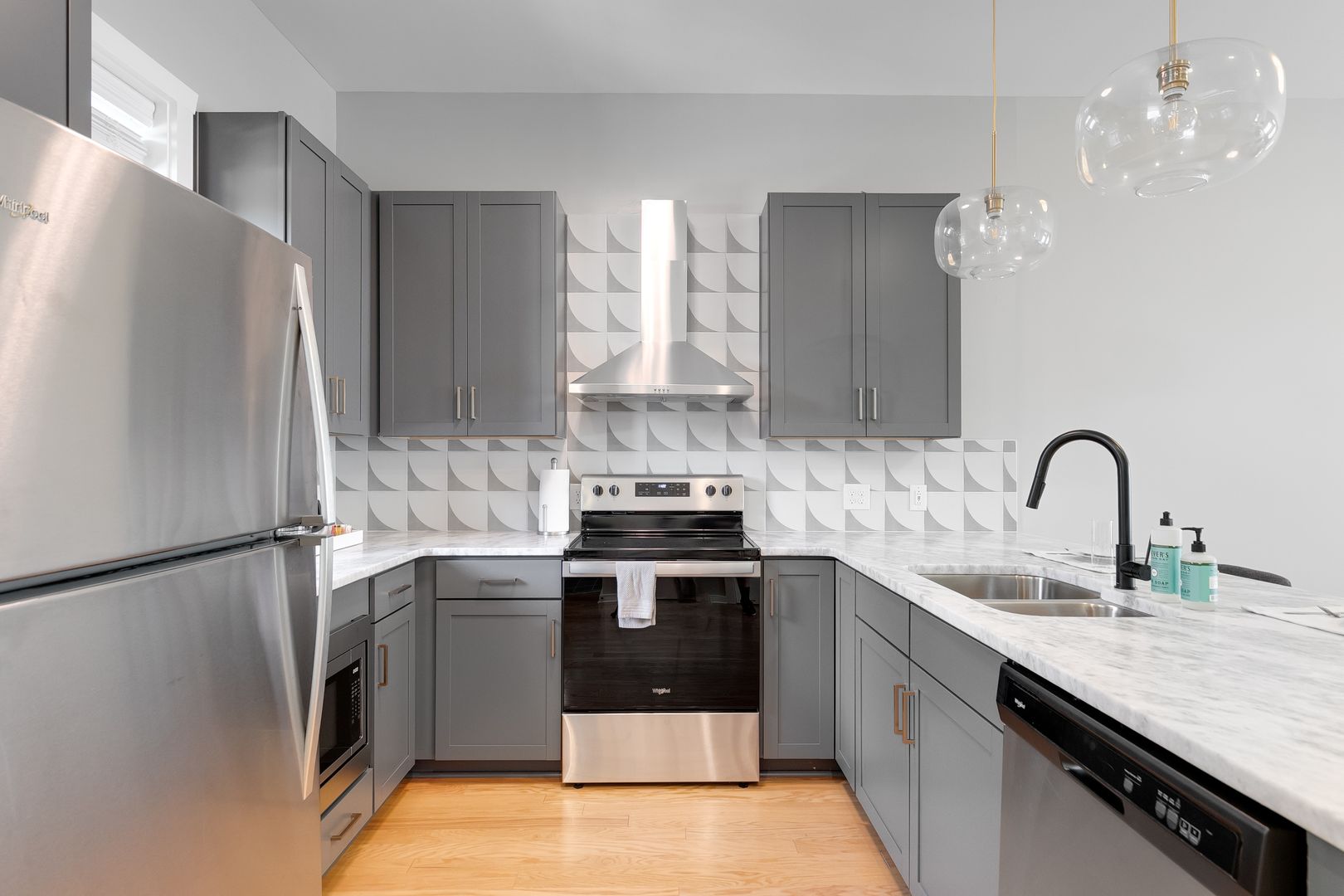 2416 Jefferson Ave #212 , Richmond, VA 23223