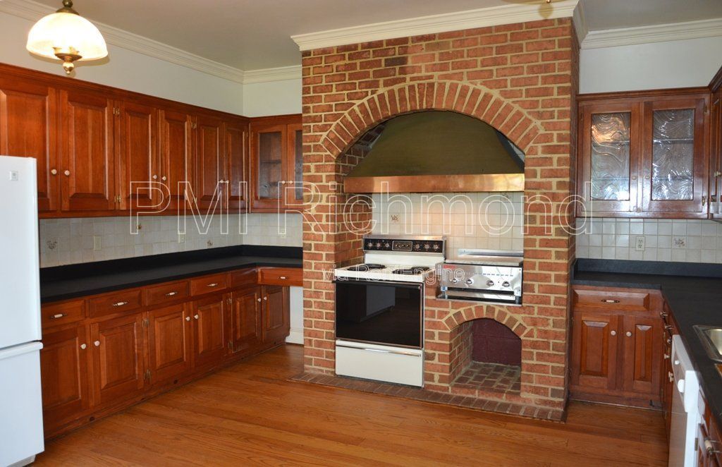 9850 Old Sweet Hall Ferry Road, Lanexa, VA 23089
