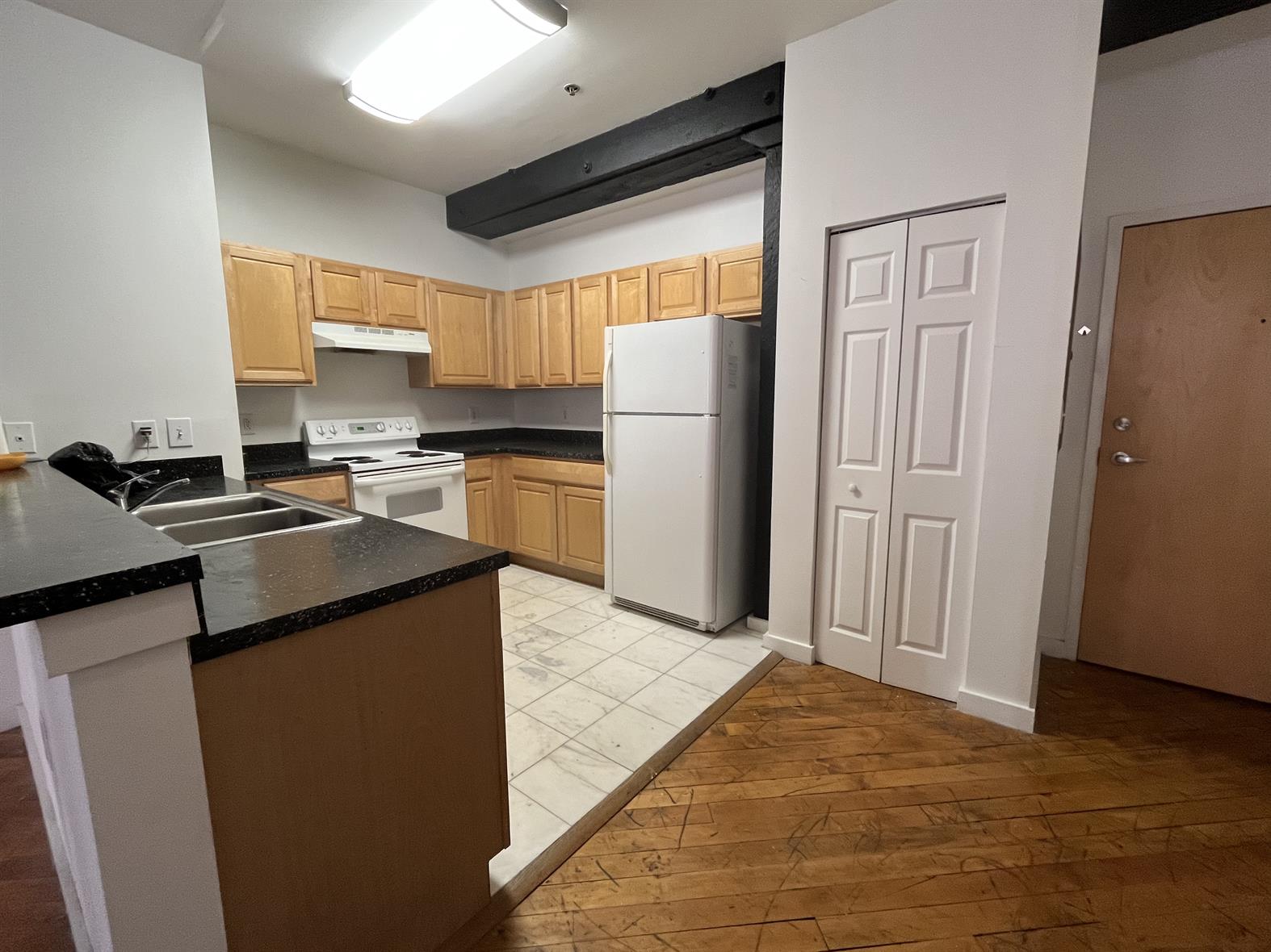 21 S 13th Street #403, Richmond, VA 23219