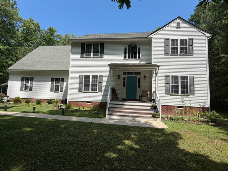 2281 Genito West Court, Moseley, 23120