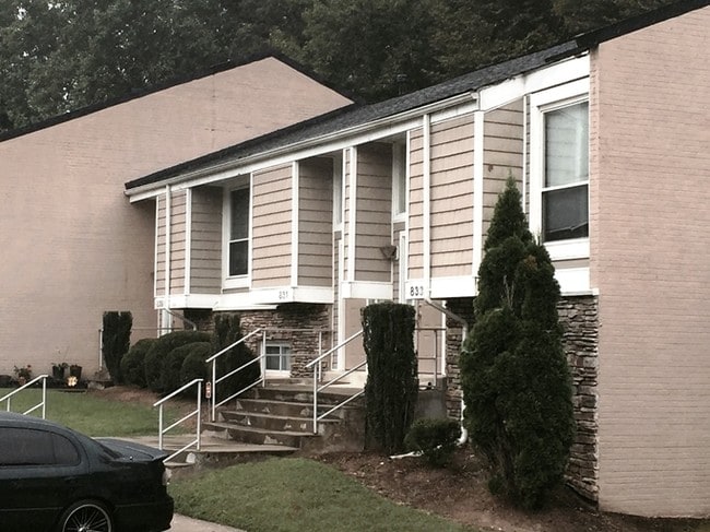 Jackson Pointe Townhomes