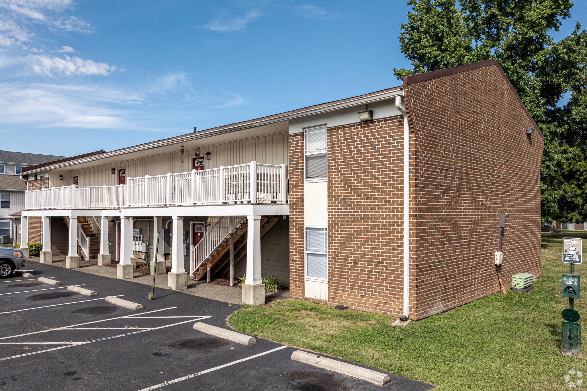 Meadow Creek Apartments