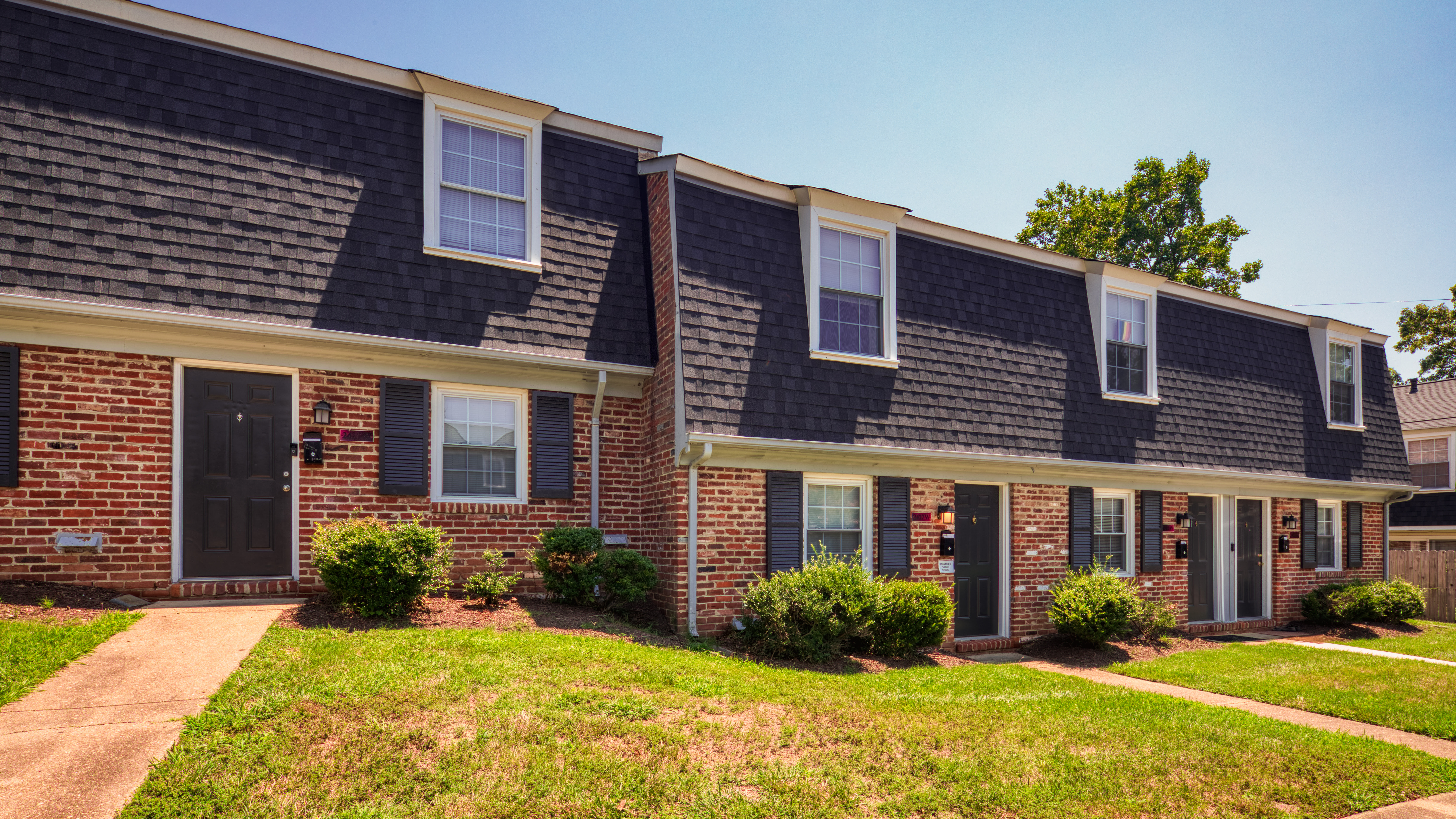 Stratford Hills Apartments and Townhomes