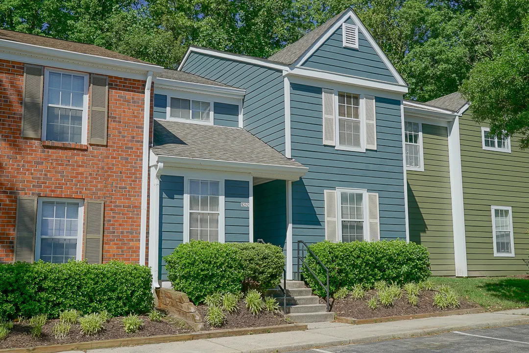 Hanover Crossing Apartments